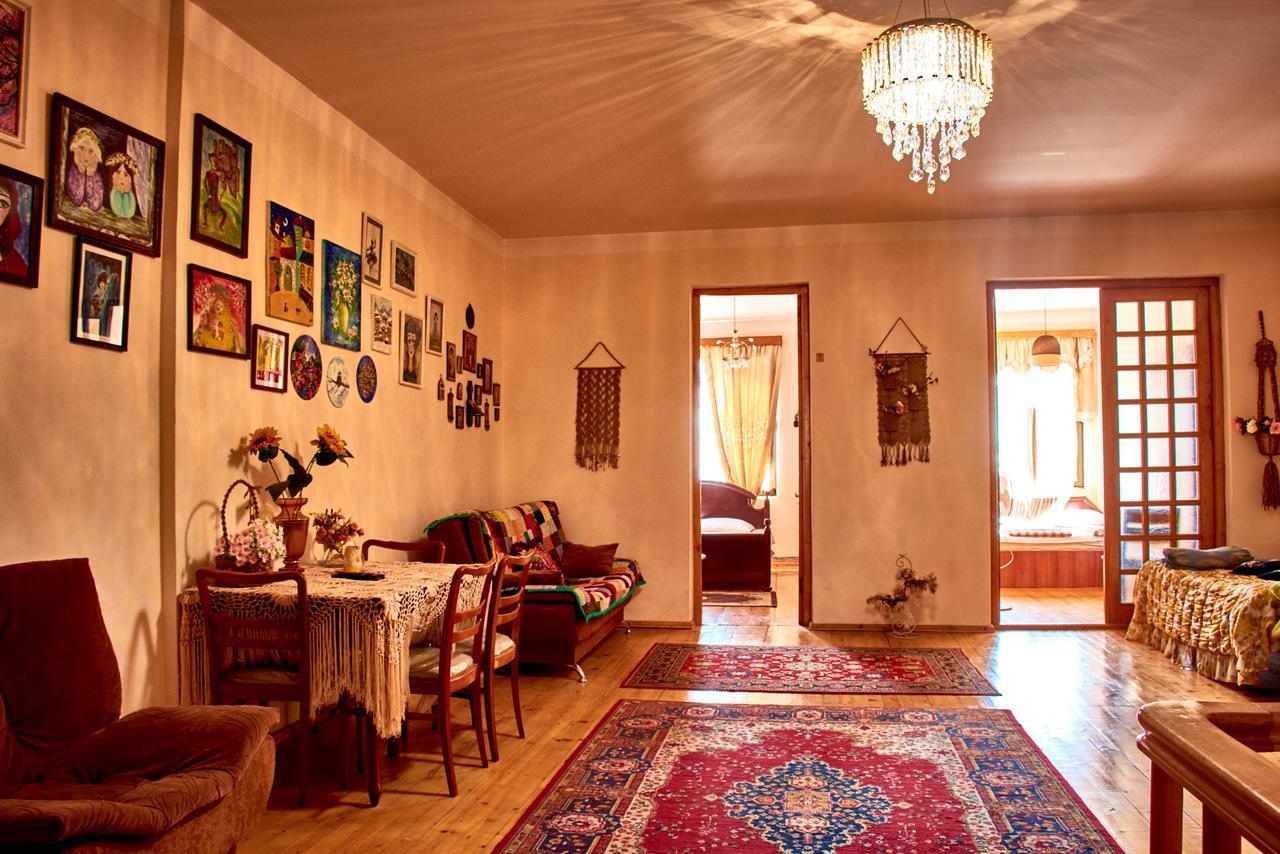 Nitsa Guest House Gori Luaran gambar